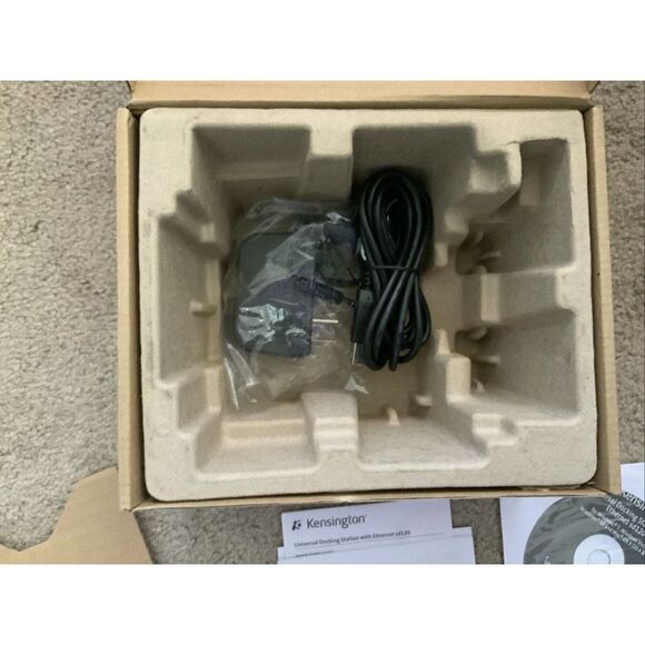 Kensington SD120 Universal Docking Station with Ethernet Model K33949US - Picture 6 of 7